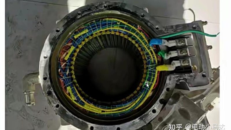山东提升机蜗轮减速机：揭秘其核心技术与选型要点**